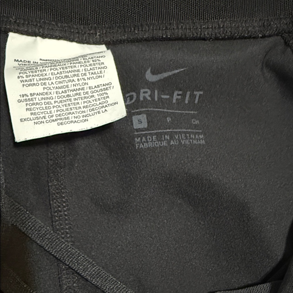 Nike Black Capris with White Logo - Picture 4 of 8